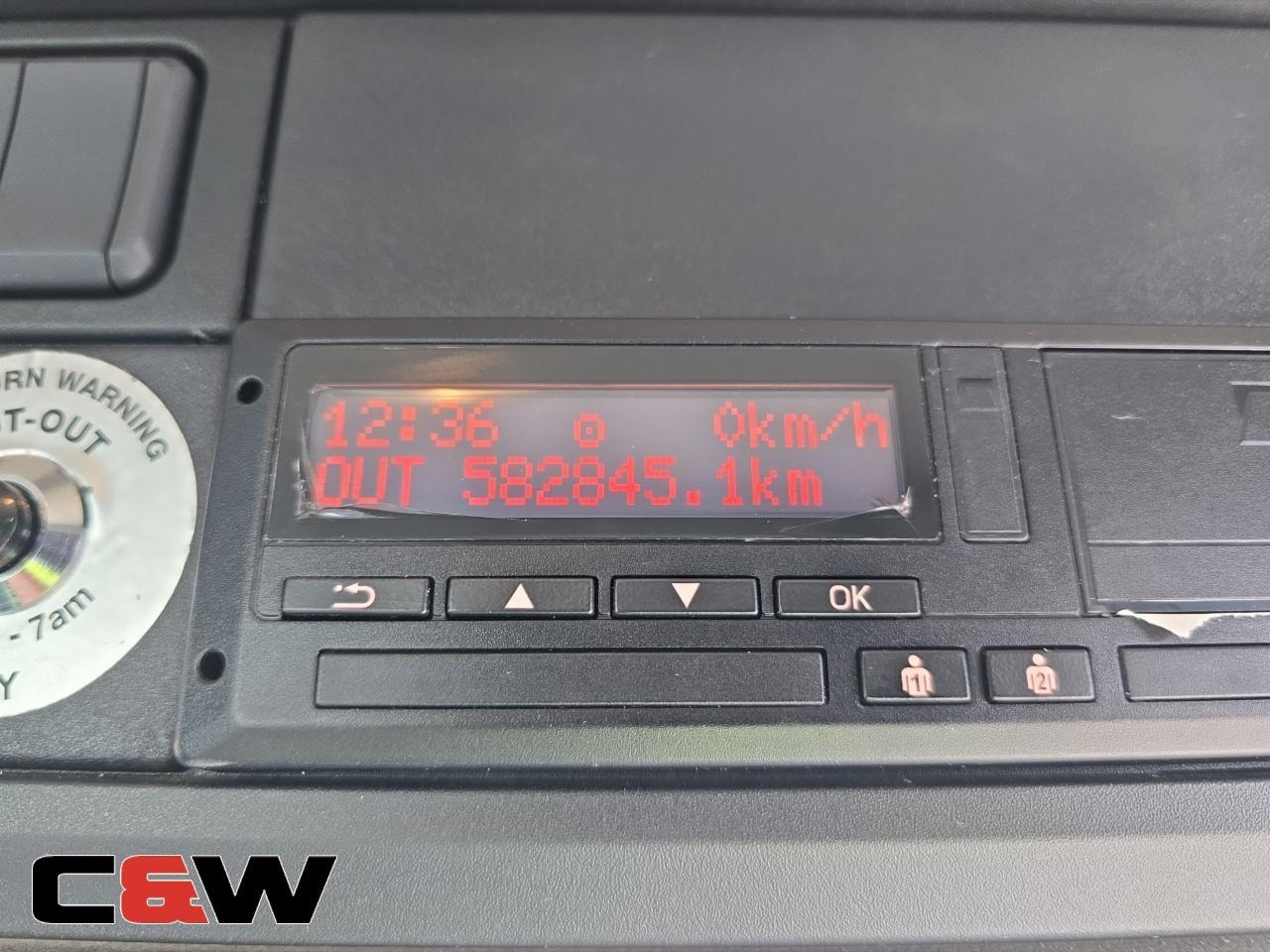 Vehicle image 26